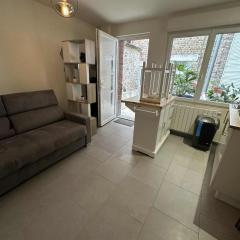 Studette Peronne Centre