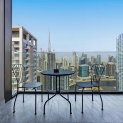 Spacious & Cozy 2BD Apartment Peninsula One, Dubai