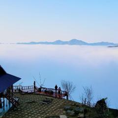 Háng Đồng Ecolodge