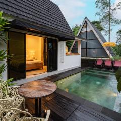 Tropical Kasbah Villa with Breezy Air Nature Sounds