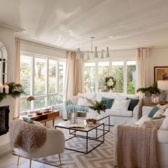 Wishome-Villa sobre el mar en Comillas, con piscina