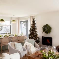 Wishome-Villa en Oyambre playa, piscina, Comillas