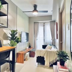 WinTer Home Stay at S Residences Near Mall of Asia