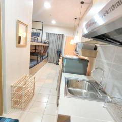 8 Spatial Studio with Wifi, Netflix, Amenities