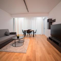 1 Bedroom Lake View Apartment with Balcony and Sofa Bed near Promenada Mall and Pipera Metro Station sleeps 4 with Kitchen Dishwasher Washer Dryer Combo and Work Space