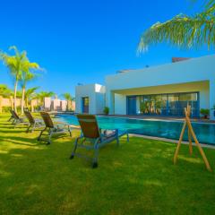 Villa Oberoi Pool, Hammam & Cinema