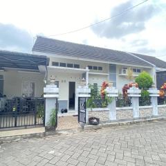 OYO 94935 Rahayu Homestay