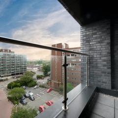 Joyful Group - Warm 2 Bed Ensuite Apartment near Manchester City Centre and Old Trafford