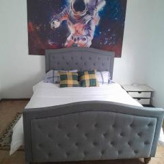 Lisbon Private Room near airport