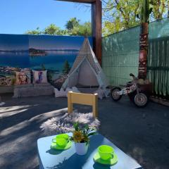 Casa de sueños Benasha con piscina, zona infantil y parking privado