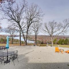 Table Rock Lake Home - Fire Pit and Lake Views!