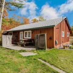 Pine Lake 3-Bedroom Cottage #12 - The Gallery