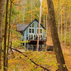 The Greenhouse with Indoor Slide close to Hocking Hills