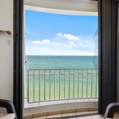 Beachfront Serene Apt at Victoria del Mar 3F