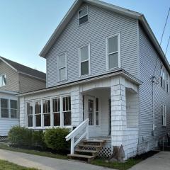 Family-Friendly Retreat near Manistee Riverwalk