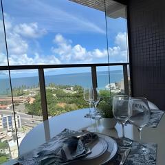 OÁSIS AZUL: Vista Mar no Vibrante Rio Vermelho!