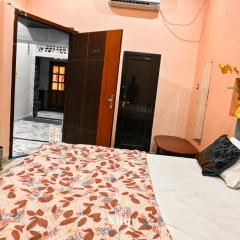 Rudraksh Kashi inn guest house