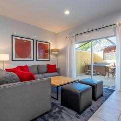 Cozy 2 bedrooms with Hot tube