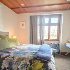 Guest Wing on Glasgow