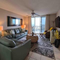 The Terrace at Pelican Beach Resort 905