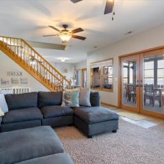 Lakefront Family Retreat w/ Views, Boat Slip