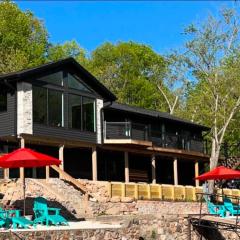 Firepit, Hot Tub, Games In & Out, Spacious