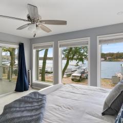 Sunset & Lake Views, Outdoor Dining & Seats