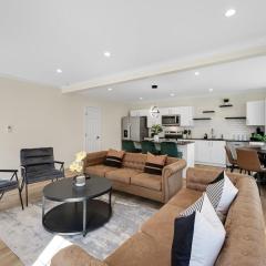 Elegant 2Story Bloomfield 3 Kings 2 Queens