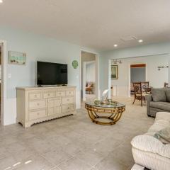 3 Mi to Beaches Pet-Friendly Retreat in Bradenton