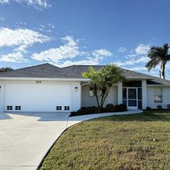 Relax & Explore – Golf, Beaches & Boating