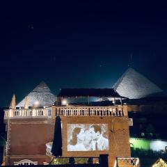 Karnak pyramids hotel