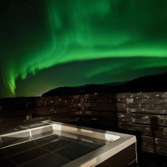 Sky Retreat & Private Jacuzzi