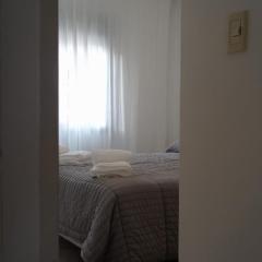 Céntrico, de un dormitorio con cochera