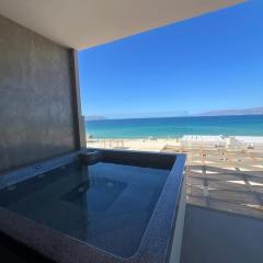 Private jacuzzi Ocean View Condo