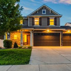 Spacious Family Getaway Near Downtown