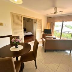 Family Studio at Dsavoy A Famosa Wifi Netflix Balcony View & Self Check in