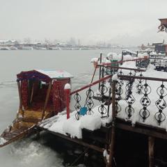 Mombay group of house boat