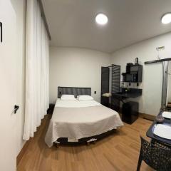 1Kitnet ao lado da Praça Leonardo Venerando