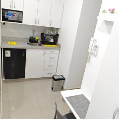 Habitacion con entrada independiente en centro Piura