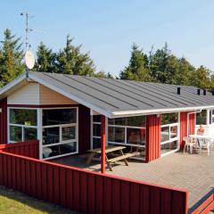 7 person holiday home in Henne-By Traum