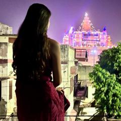 Divine Stay- Facing Krishna Janambhoomi Temple- Family Curated HomeStay - Hotel Like Amenities