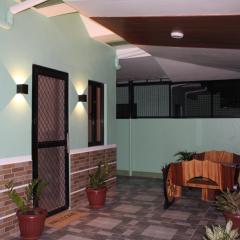 J and J Transient House