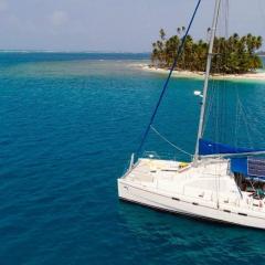 Leopard 42 Catamaran - Private Charter with Crew