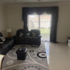 Luxury Melton House Room 2