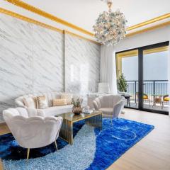 GuestReady - Luxurious living with sea view