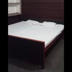 Samrat paying guest house