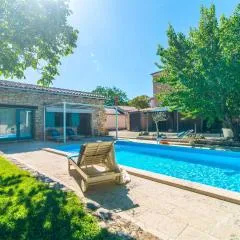 Casa Apricot by Kompas Villas