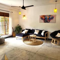 Kalavida - 2 Mins walk to Kabalana Beach