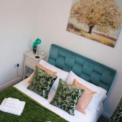 Spacious 2-Bed Apartment