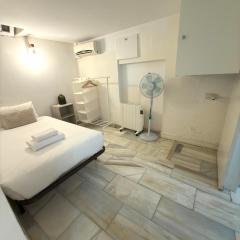Apartamento interior cerca de la estación de metro - La Almudena